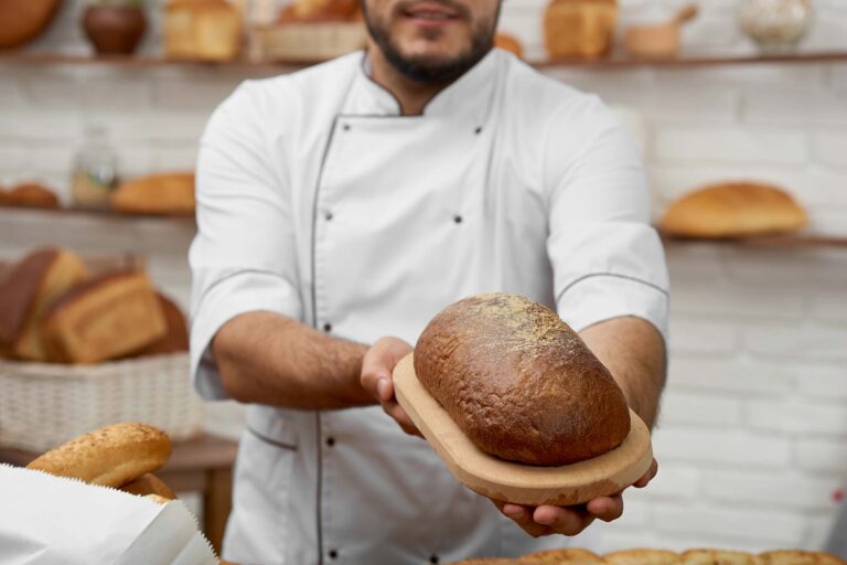 young-man-working-at-his-bakery-26MRPG5.jpg